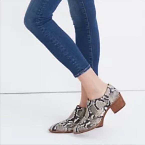 Madewell Shoes - New Madewell Sonia Low Chelsea Bootie Snake Emboss Leather‎ Womens 8 Brown Black